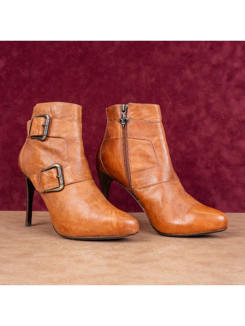 Donald Pliner Women Estero Brown Leather Vintage Retro Buckle Ankle Boots sz 8